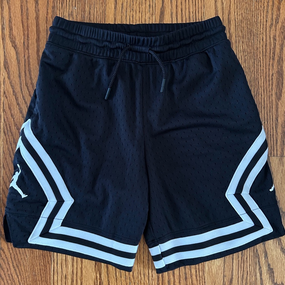 Jordan shorts size small
